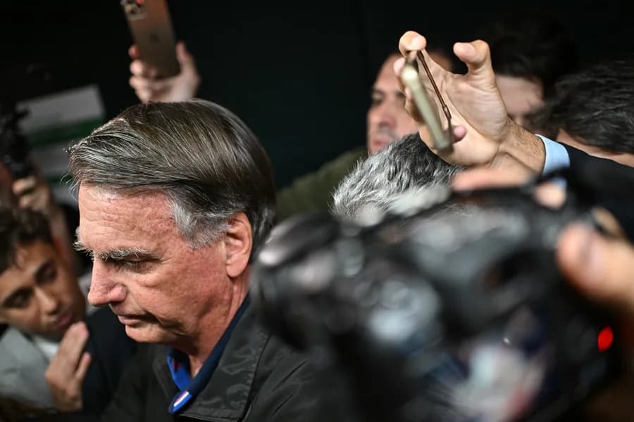 Condenan a Bolsonaro por comentario sexual