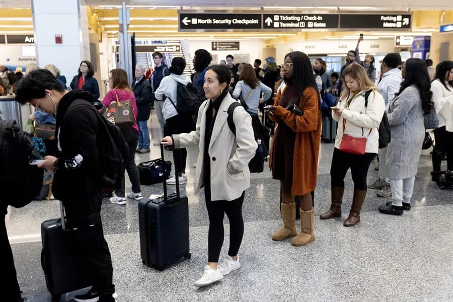 ¿Te pueden multar con $12,900 al llegar a EE. UU.? Esto debes evitar