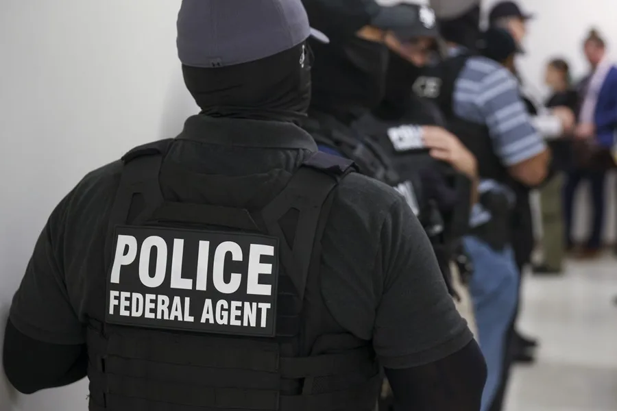 Florida continúa con ley migratoria pese a suspensión judicial