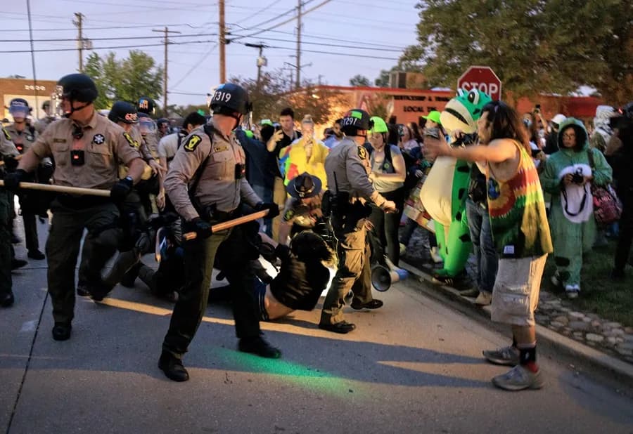 Arrestos masivos en Illinois