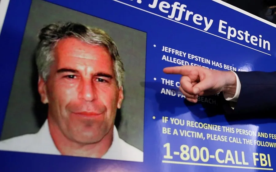 Epstein inventaba memos sobre mí