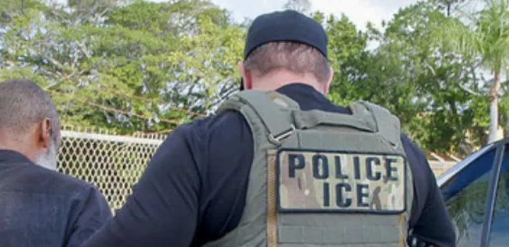 ICE arresta a 47 inmigrantes en taquerías de Arizona