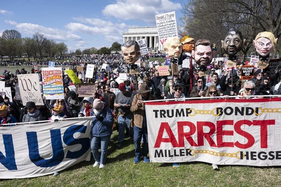 'No Kings': Ocho millones marchan contra Trump en EE.UU.