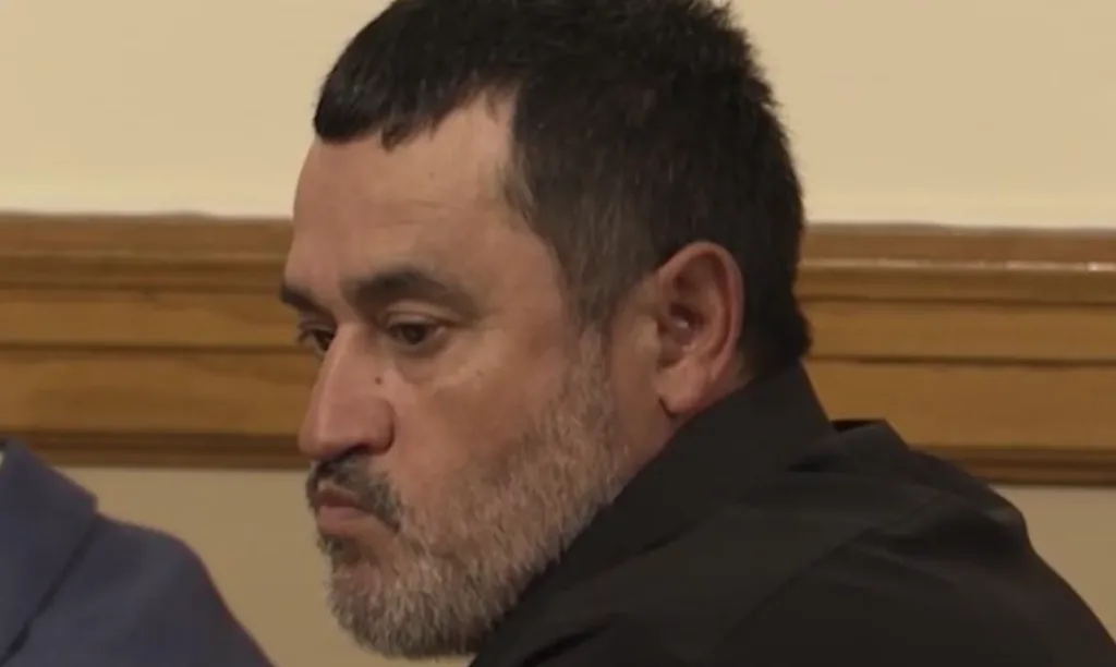 ICE detiene a Joe Ceballos, exalcalde que votó ilegalmente