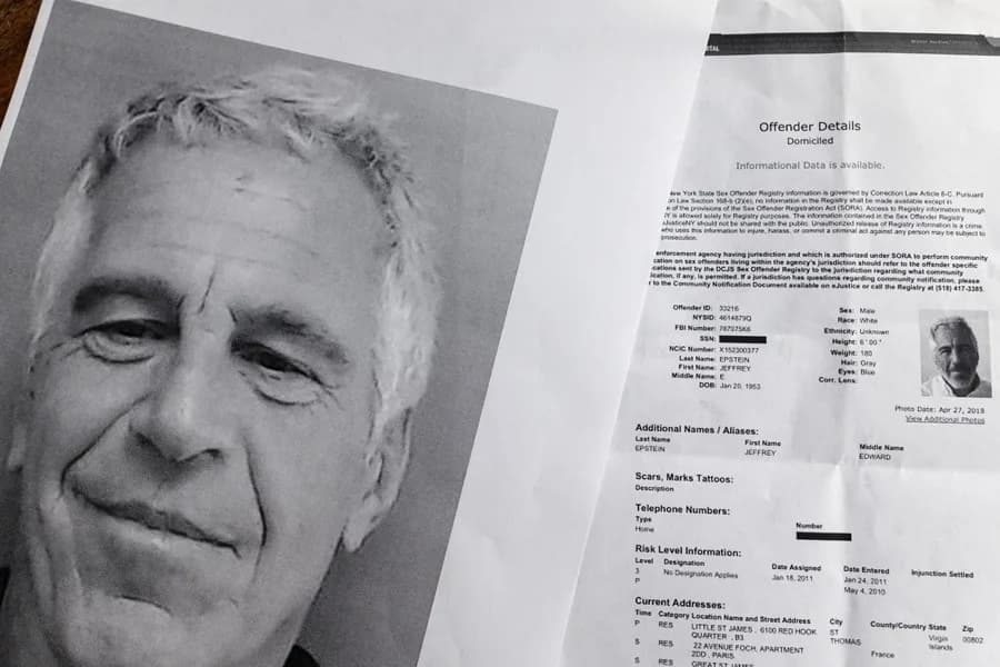 Juez ordena revelar contenido oculto de archivos Epstein