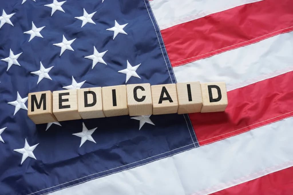 Trump aclara límites a Medicaid: Quiénes quedan exentos