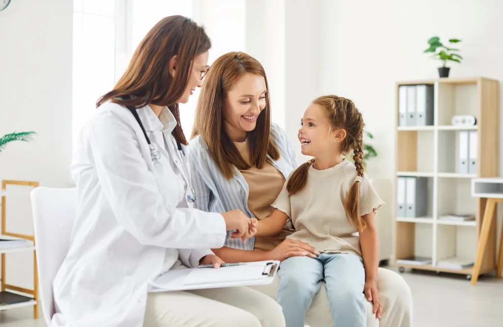 Alerta en Florida: Recorte de Medicaid afecta a 300.000 niños