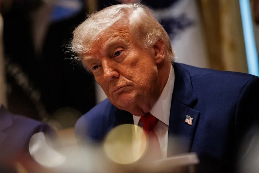 Trump: "Irán está acabado y no recibirá ni diez centavos"