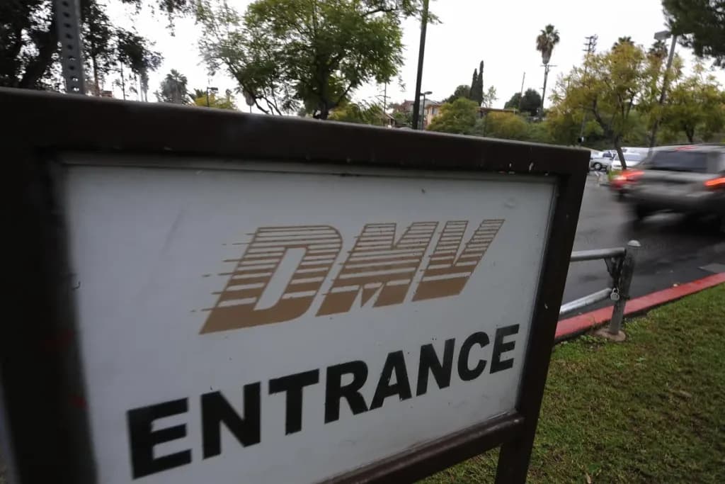 DMV de California revocaría 11,000 licencias