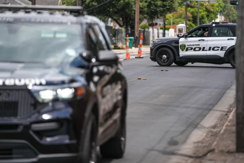 Hijo de mexicano baleado por ICE en Texas