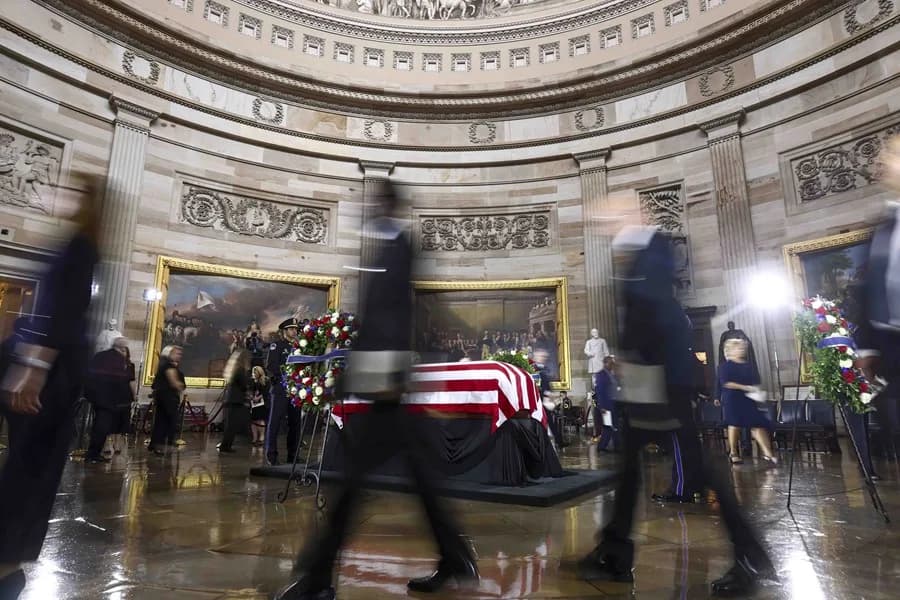 Despiden a Lindsey Graham con honores en el Capitolio