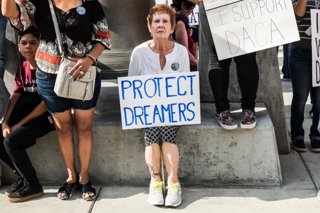 Demócratas buscan acuerdo para salvar a los dreamers