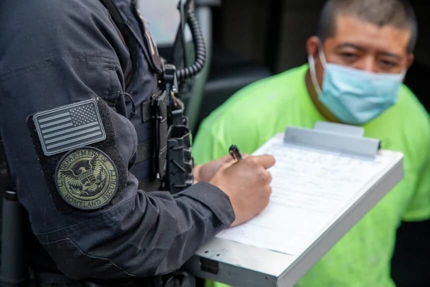 ¡Atención! Esto debes hacer si enfrentas un caso de deportación