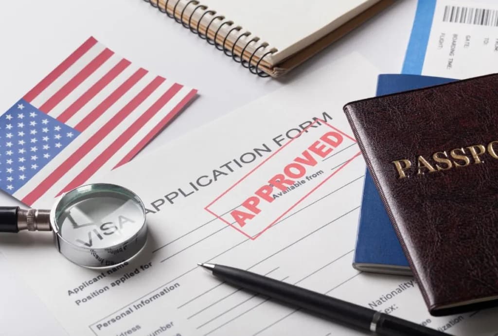 ¿Cuánto cuesta pedir asilo o un permiso de trabajo en Estados Unidos?