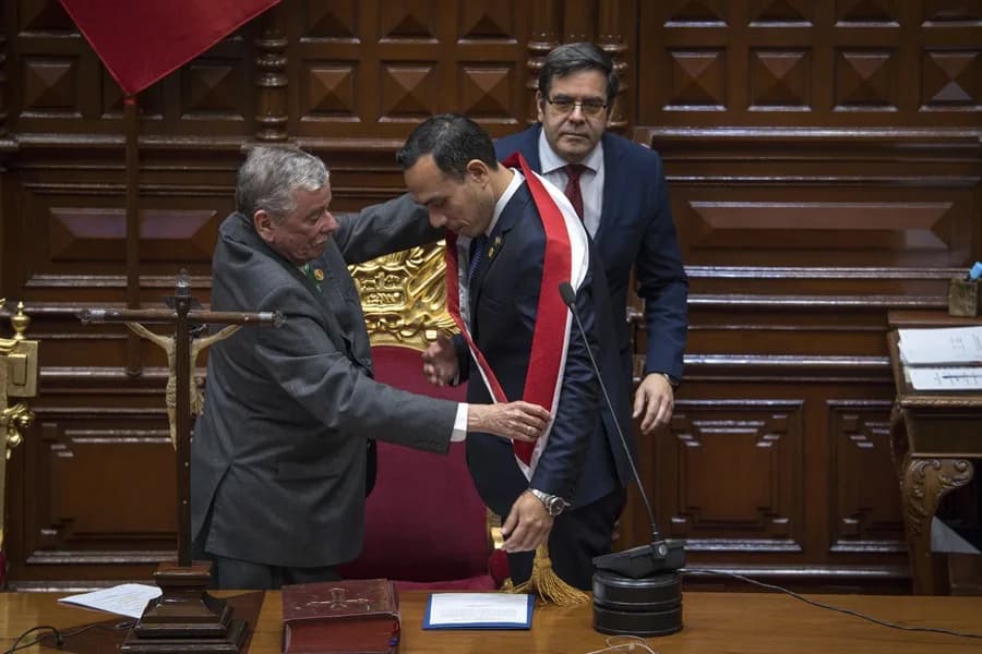 Quién es José Jerí
