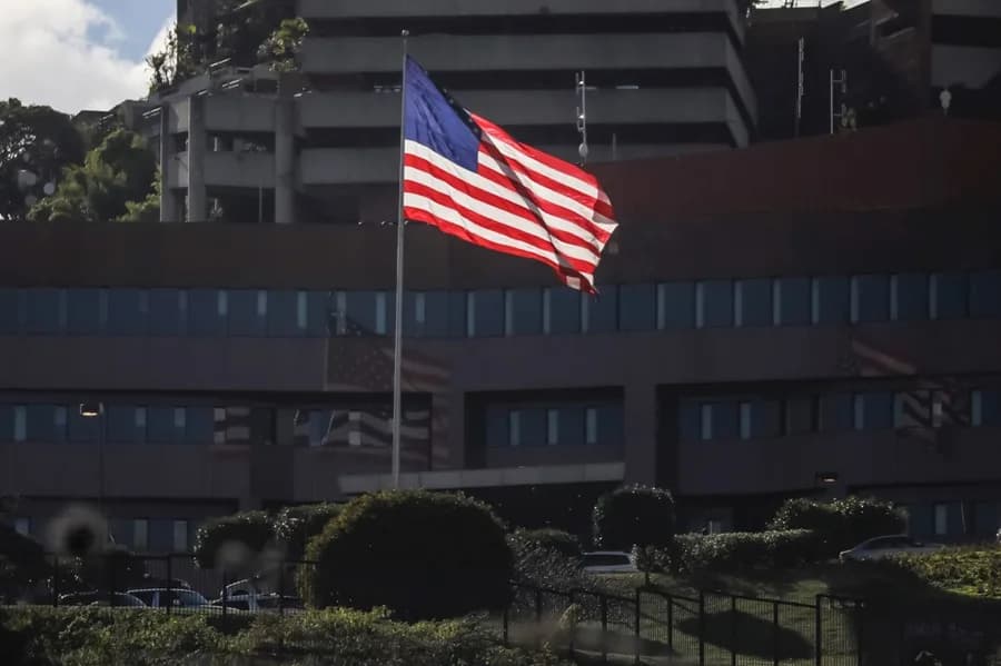 Venezuela alerta de "atentado" en embajada