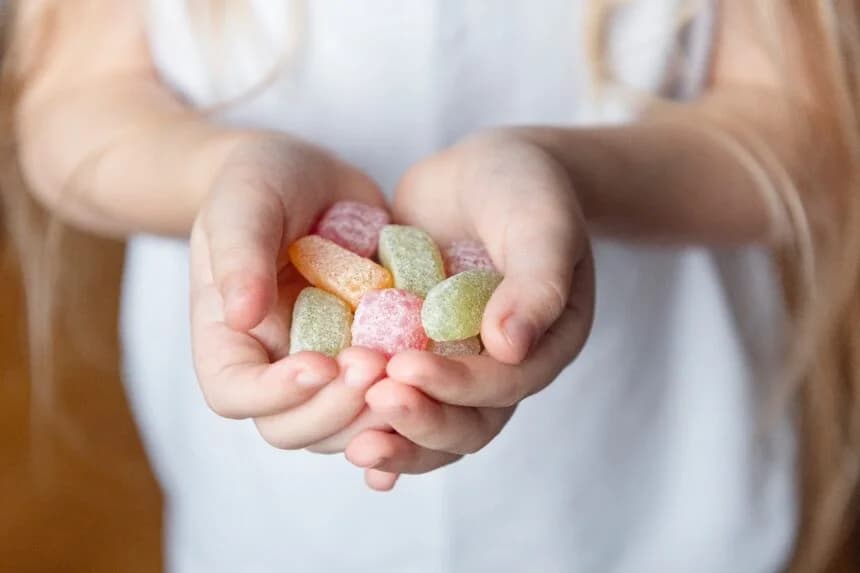 ¿Menos azúcar? Alternativas latinas naturales para cuidar a tus hijos
