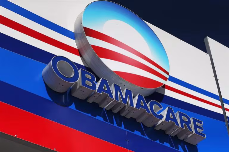 ¿Quién puede cobrar el cheque de $500 de Obamacare en 30 estados?