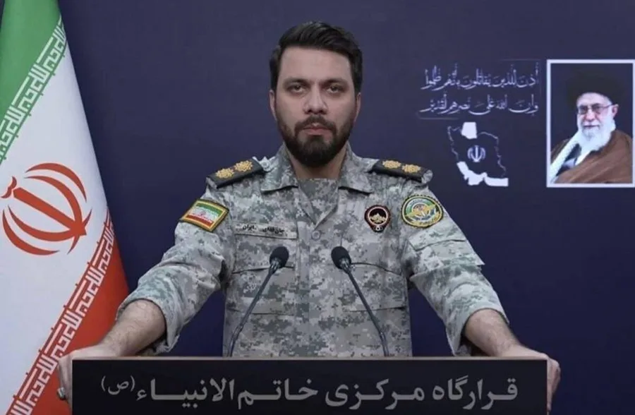 Irán bloquea Ormuz