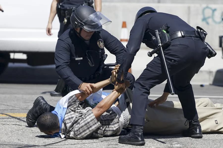 ICE en Nueva York: urgen a inmigrantes llamar a la línea de ayuda legal