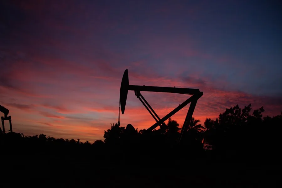 ¿Liberar reservas de petróleo frenaría la crisis en EEUU?