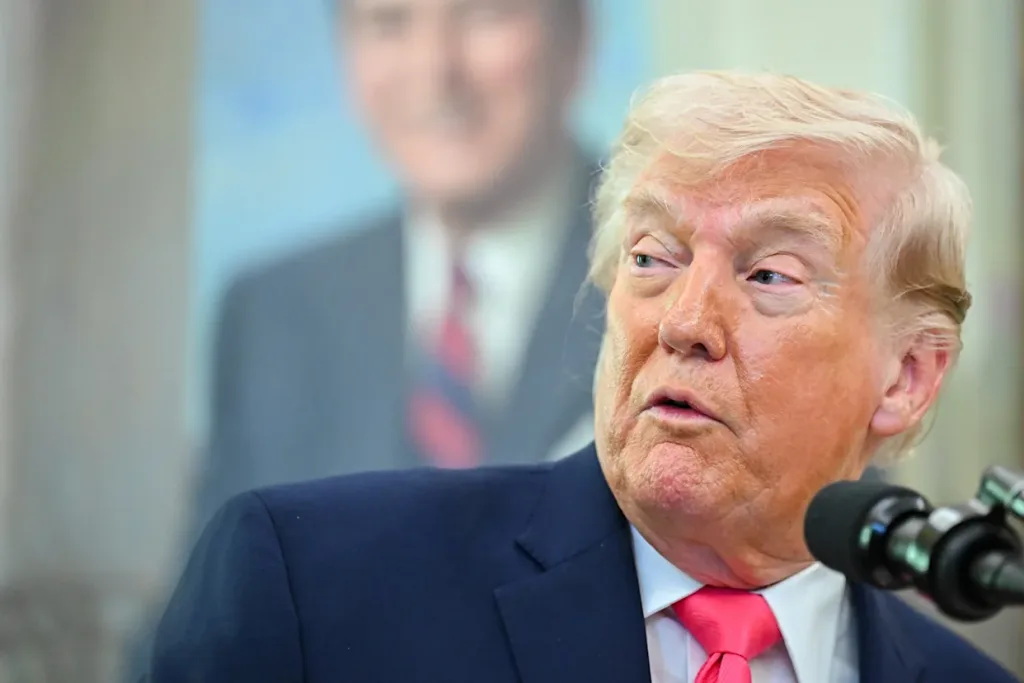 Trump afirma que Irán busca