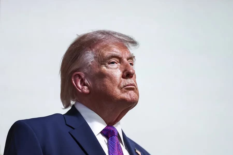 Trump evita decir si usará fondo