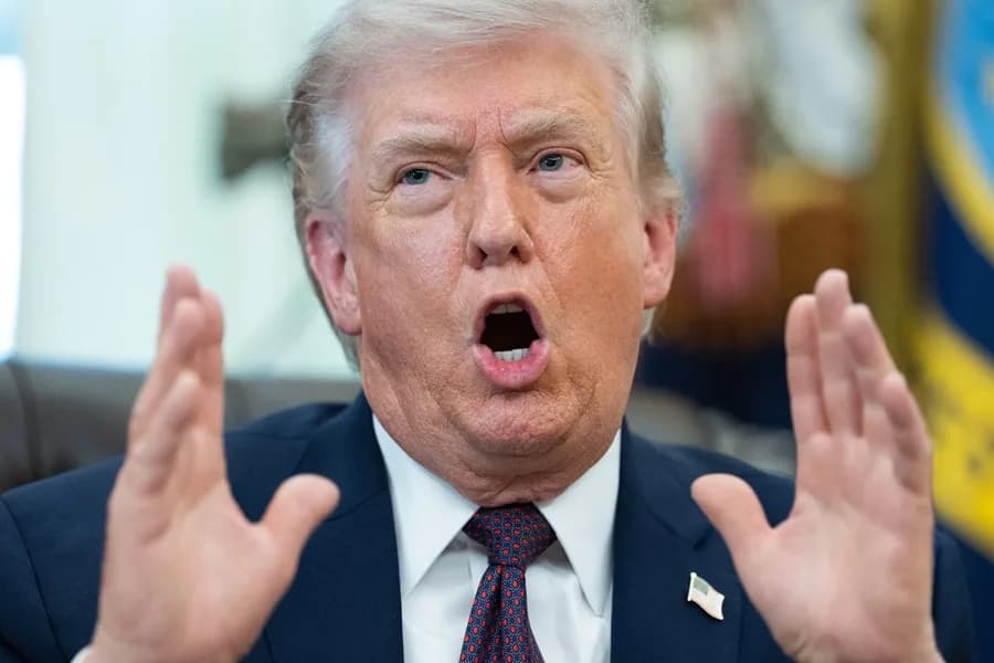 Candidatos respaldados por Trump derrotan a los titulares de Indiana
