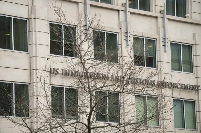 Lance Schroyer: Trump nomina a un expolicía para dirigir el ICE