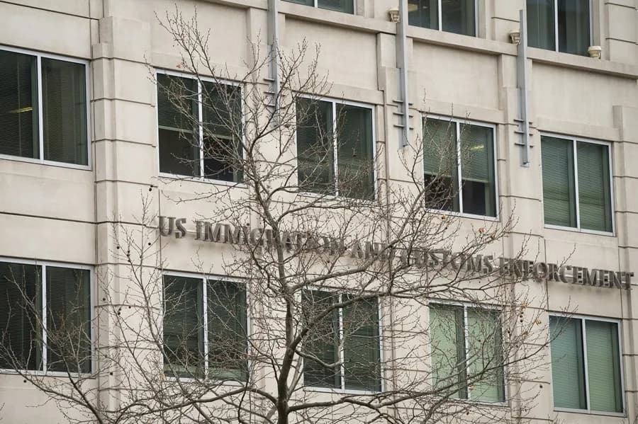 Lance Schroyer: Trump nomina a un expolicía para dirigir el ICE