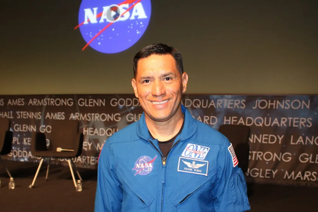 Todo sobre Frank Rubio, astronauta hispano que apunta a la Luna
