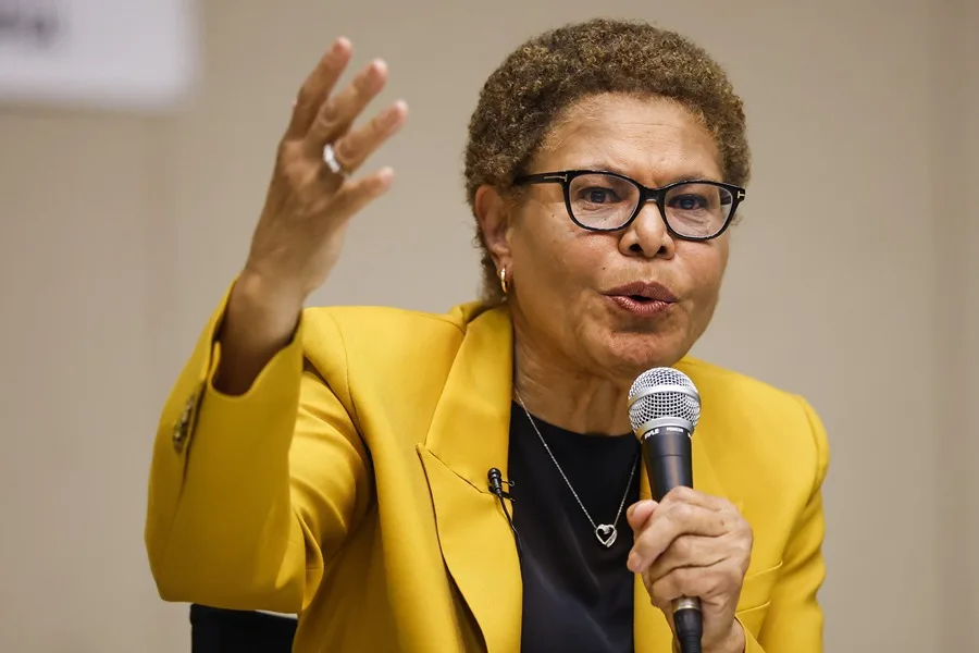 Karen Bass y Spencer Pratt pelearán la alcaldía de Los Ángeles
