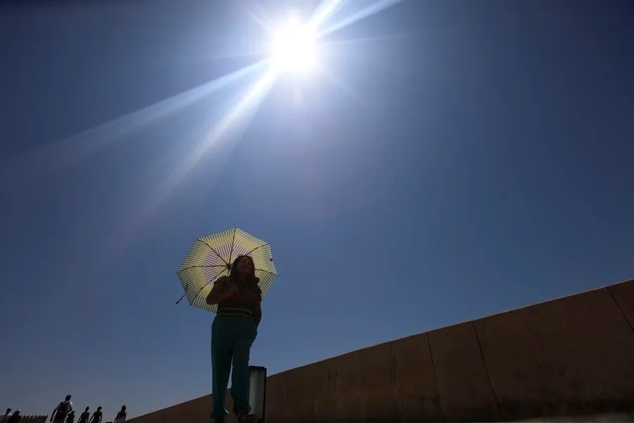 Ola de calor extrema pone en riesgo la luz