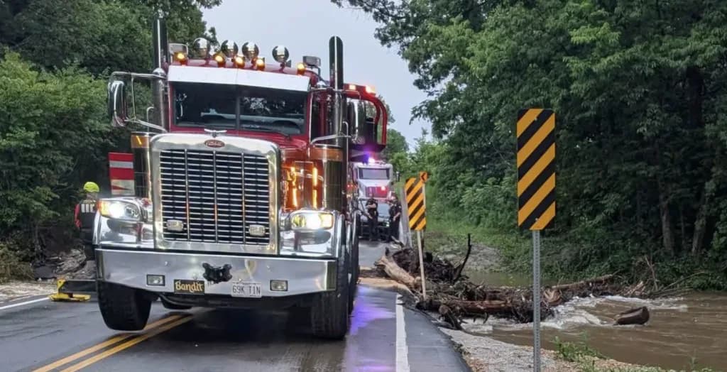 Alerta en Missouri: Rescatan a cientos por inundación