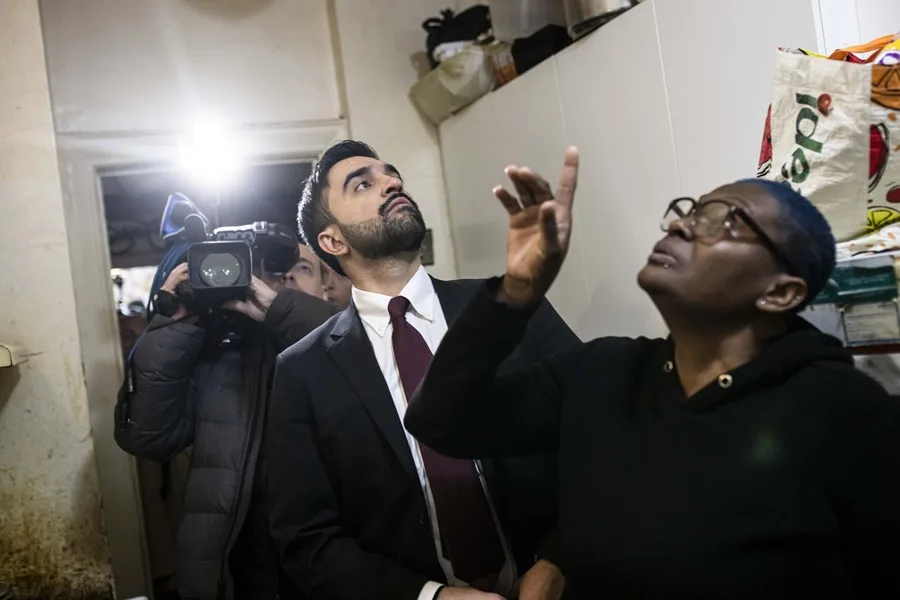 Propietarios de Nueva York demandan freno a renta de Mamdani