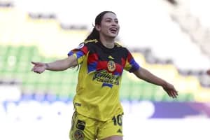 ¿Quién es la mexicana Scarlett Camberos y por qué está nominada al Balón de Oro?