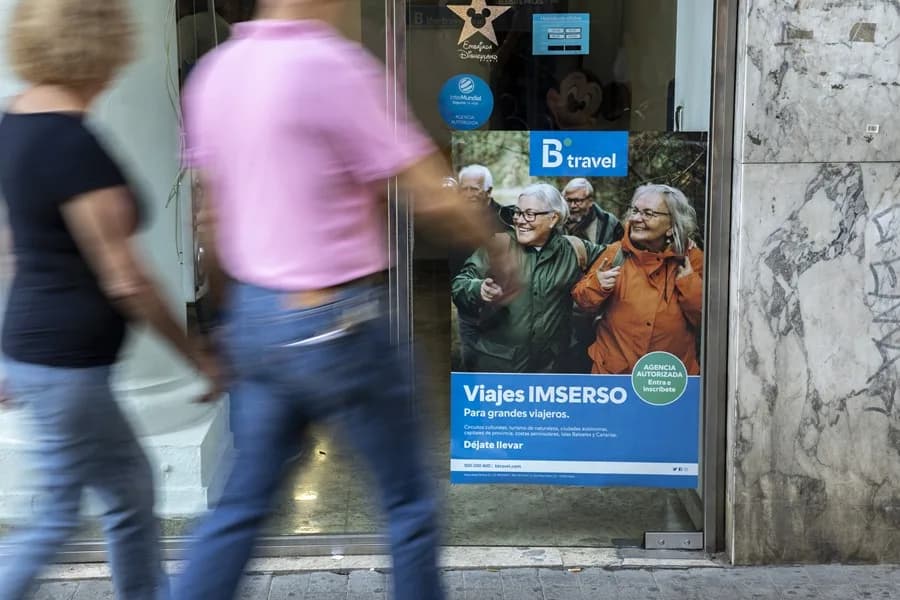 Por qué ICE quiere reclutar a agentes jubilados