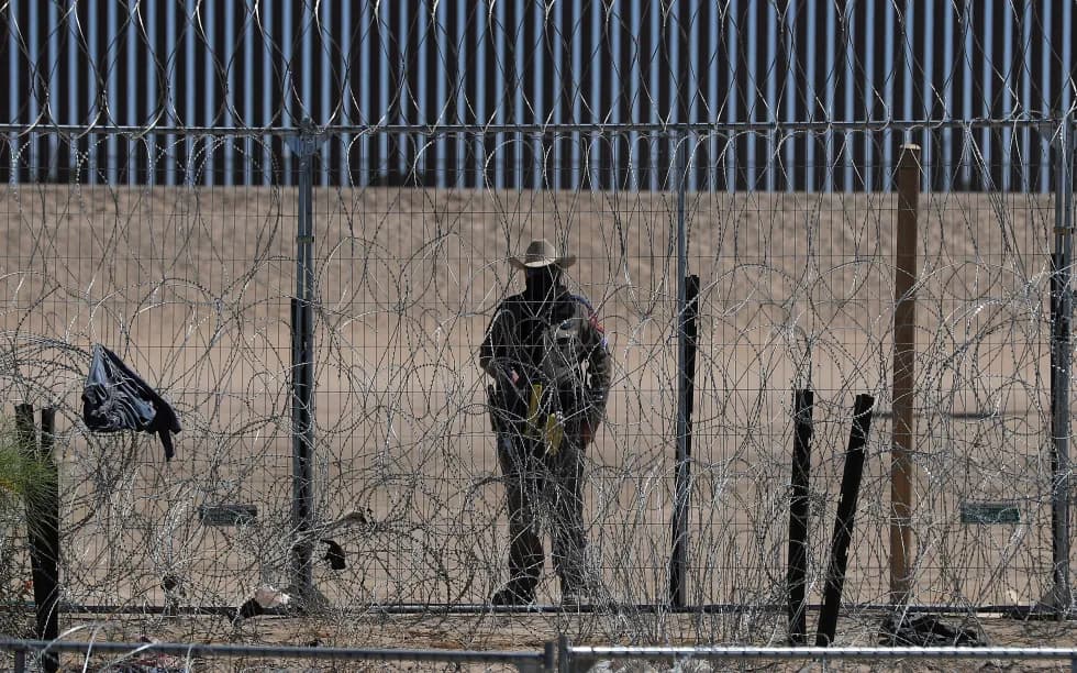 Texas abrirá otro centro para inmigrantes