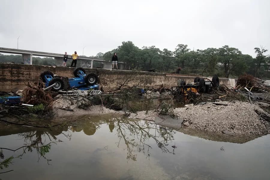 ¿Cómo ayudar a las víctimas de las devastadoras inundaciones en Texas?