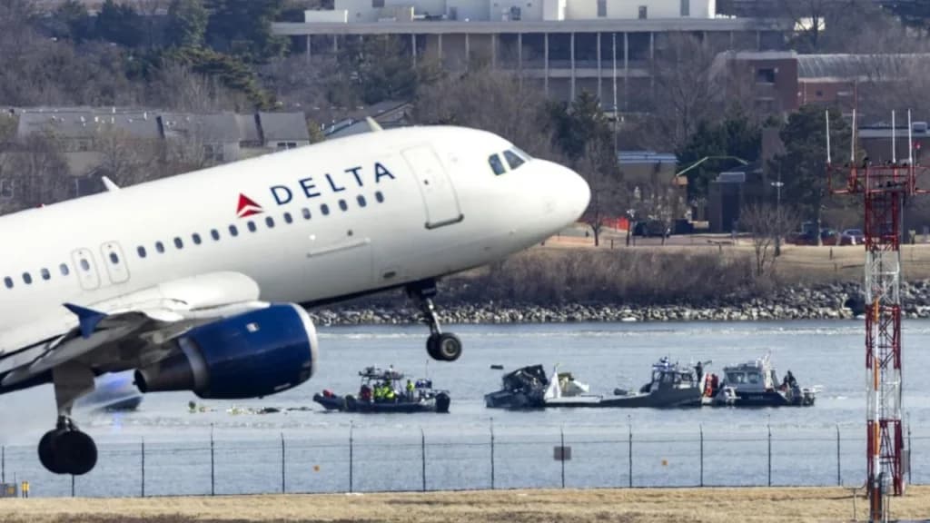 Vuelo de Delta Airlines casi choca