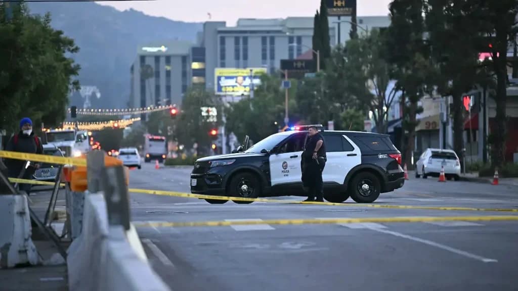 Atropello masivo en Los Ángeles: tres personas siguen críticas