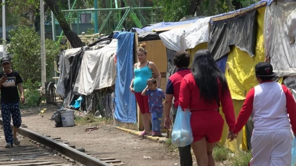 ¿Por qué miles de migrantes están varados en CDMX?
