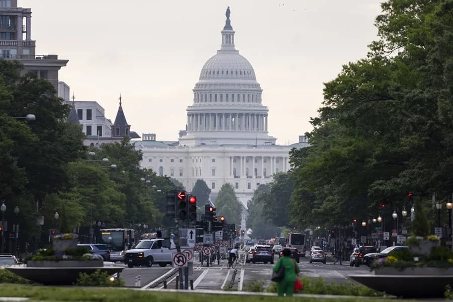 Virginia, Maryland y Washington lanzan nuevas leyes: impuestos, tránsito y seguridad
