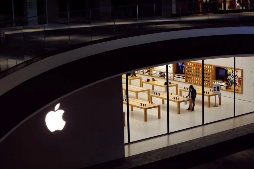 Apple, Ulta, Lowe’s