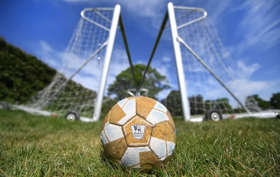 Las estrellas latinas que dominarán la Premier League 2025/26