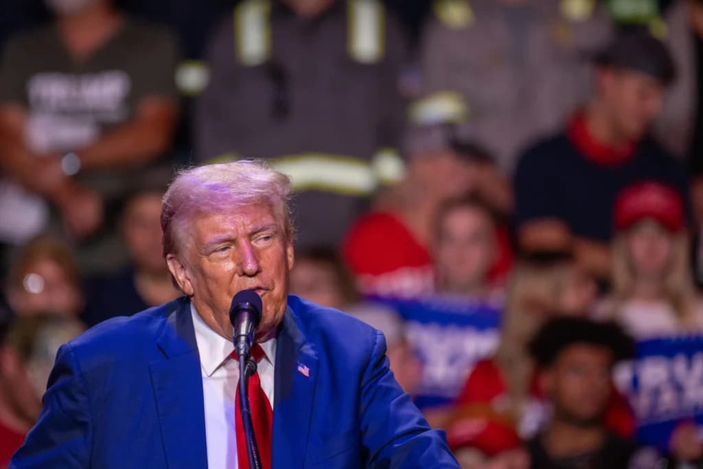 Trump sugiere que el FBI podría localizar y arrestar a demócratas de Texas fugados