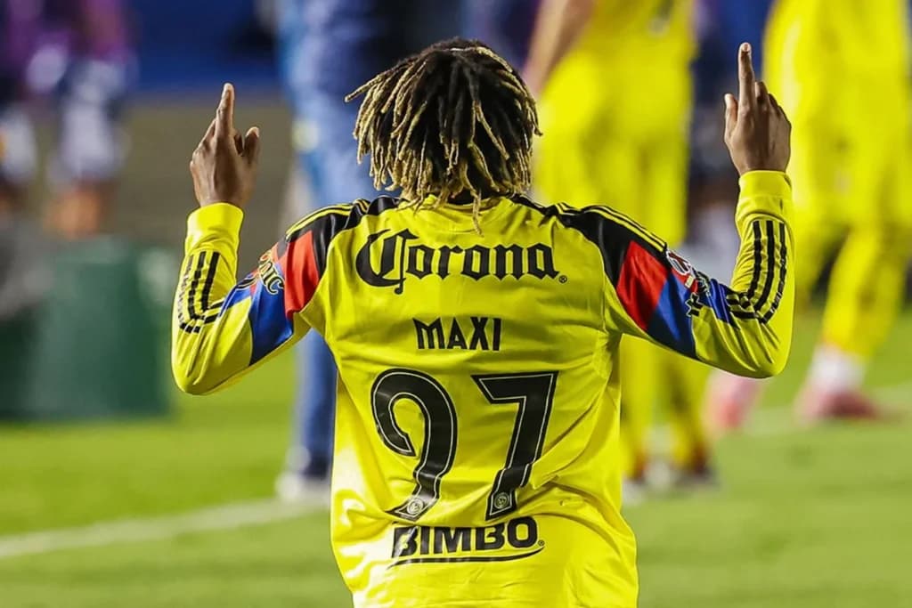 América vence 2-0 a Pachuca sin público