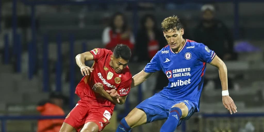 Cruz Azul continúa invicto tras vencer a Toluca en la jornada 6