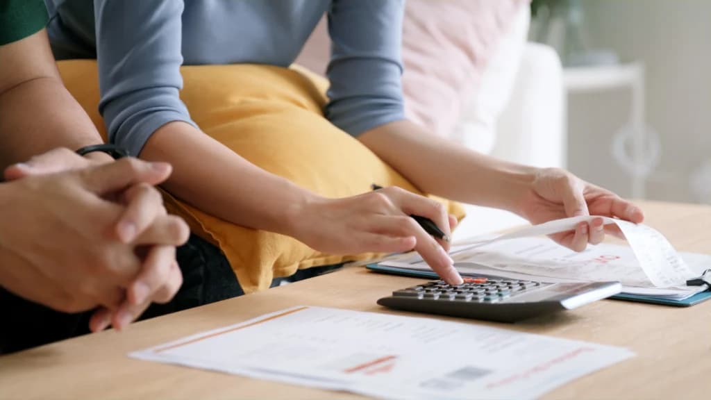 ¿Por qué los estadounidenses gastan más pese a la inflación?
