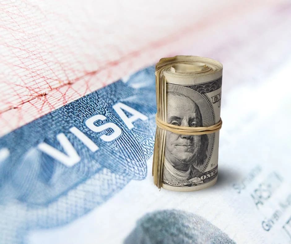 EE.UU. planea cobrar fianza de $15,000 por visa: ¿a quiénes?